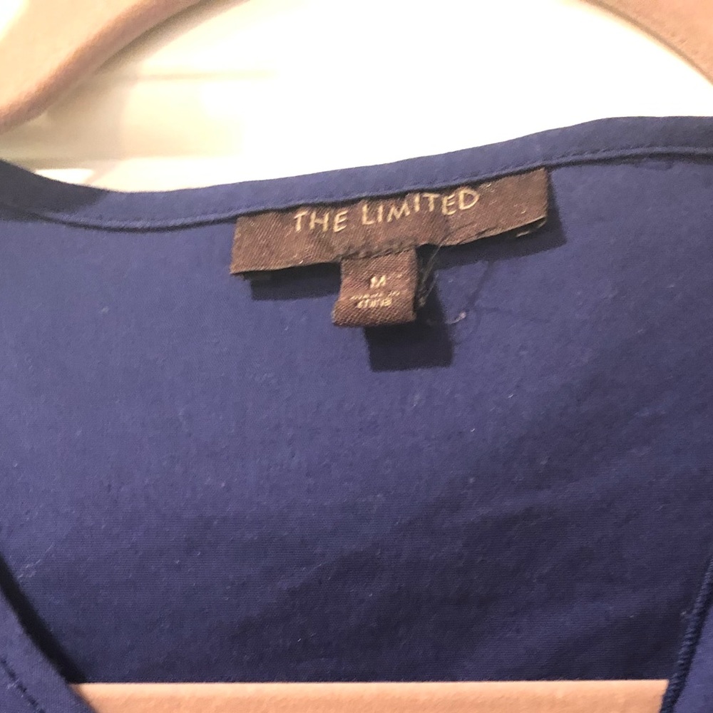 Limited top - Picture 2 of 2